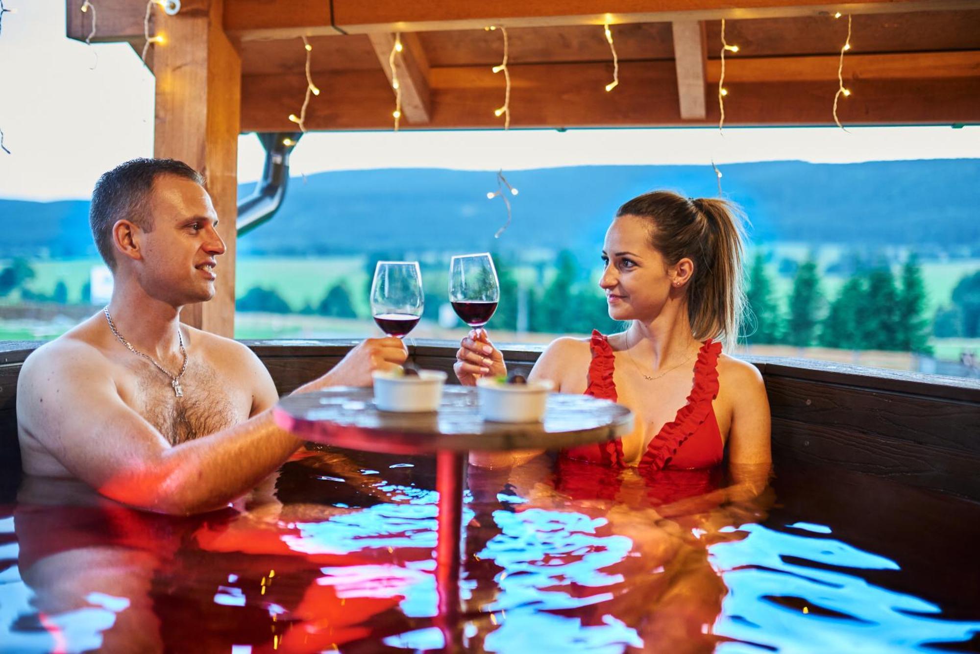 Osada Orlica Klimatyczne Domki Z Widokiem Na Gory I Termalnym Spa Sauna Jacuzzi 4 Km Od Zieleniec Ski Arena Lasowka Esterno foto